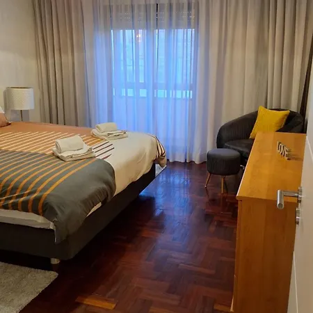 アパート The Market Square House